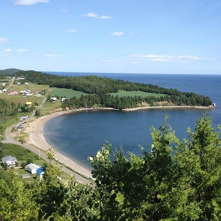 Motel De L'Anse Port-Daniel Exteriér fotografie